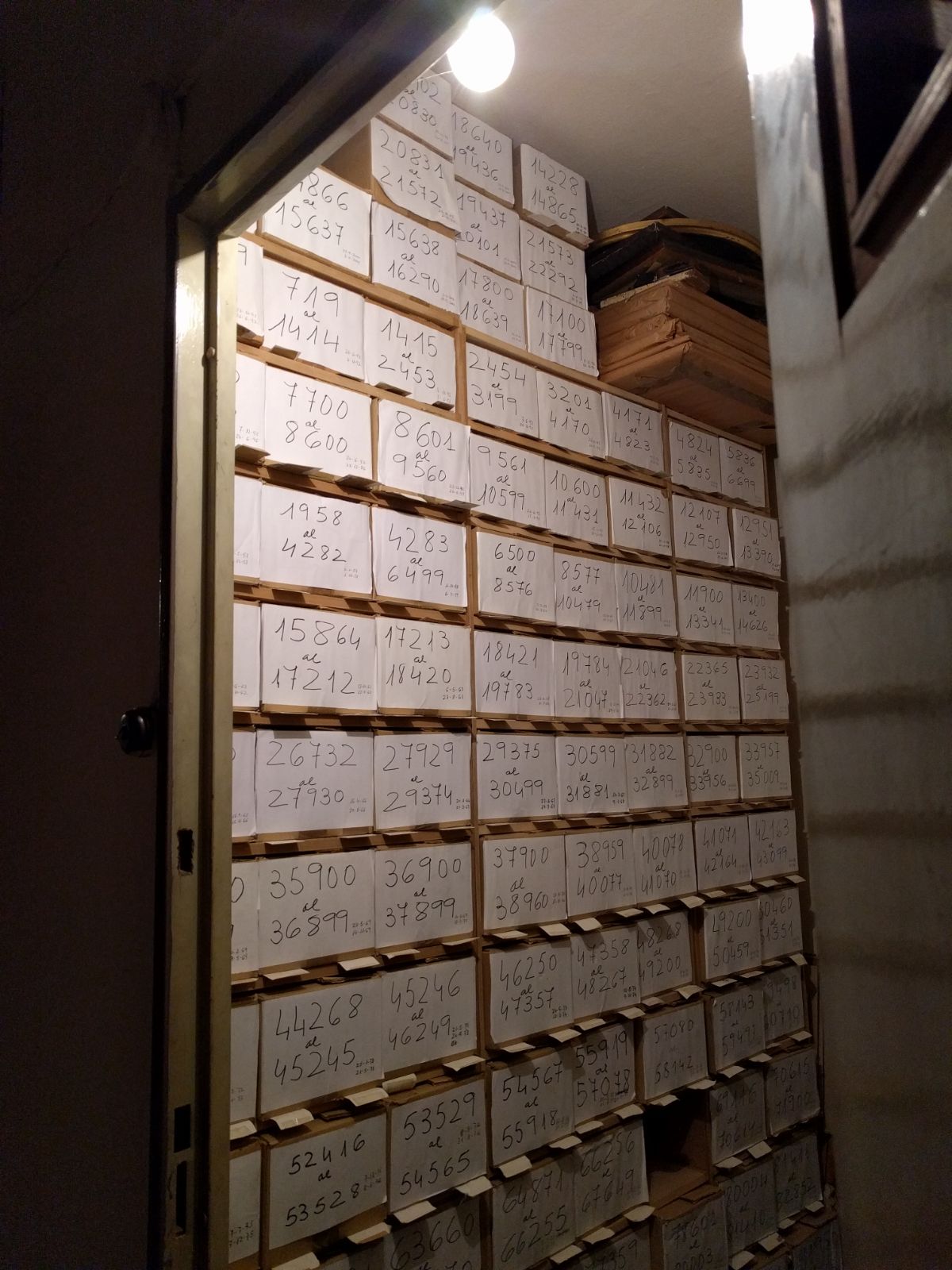 Cajas cedidas por Luis Ramón Díez