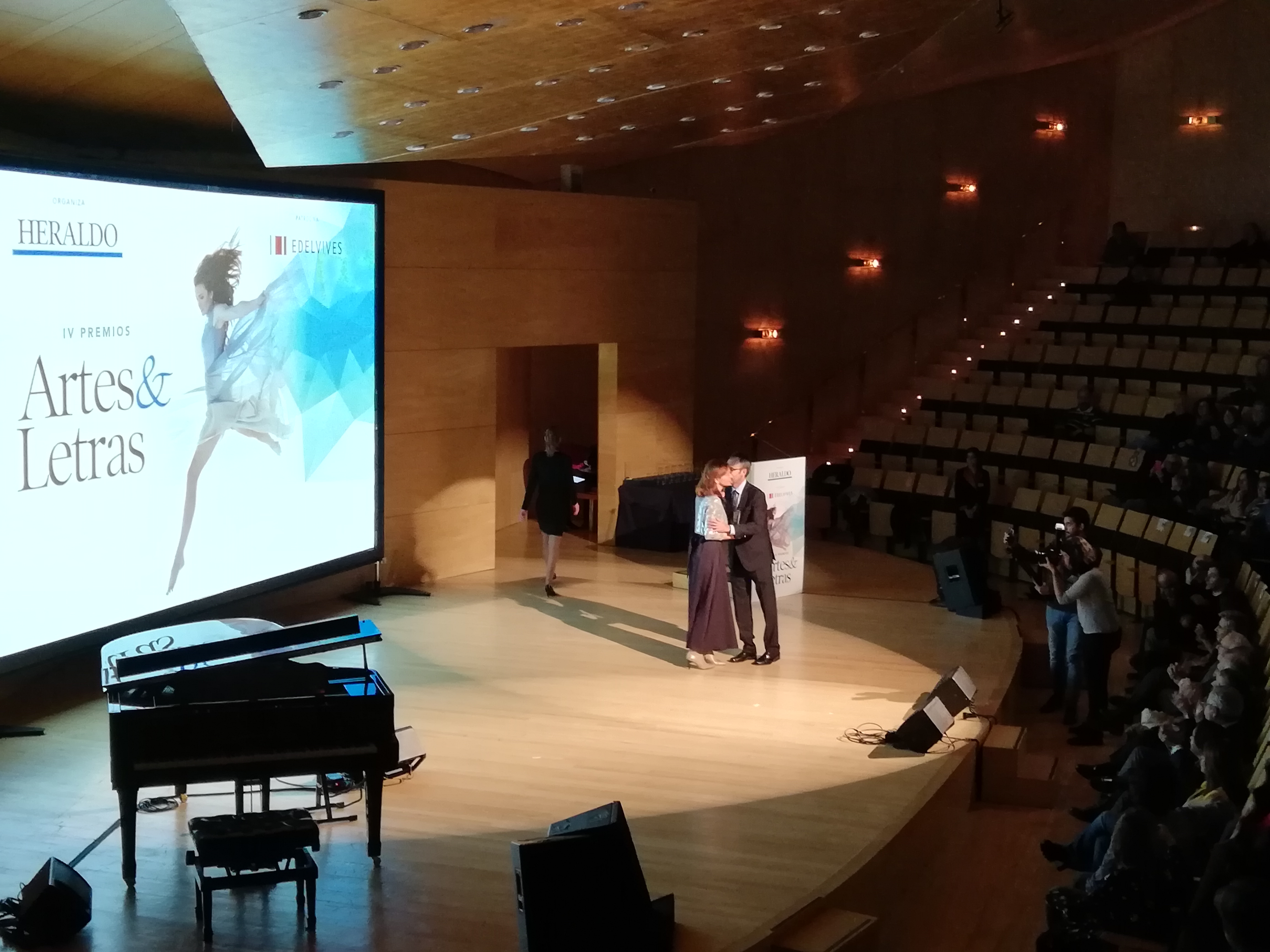 La escritora Begoña Ora, premiada en la categoría Literatura Juvenil