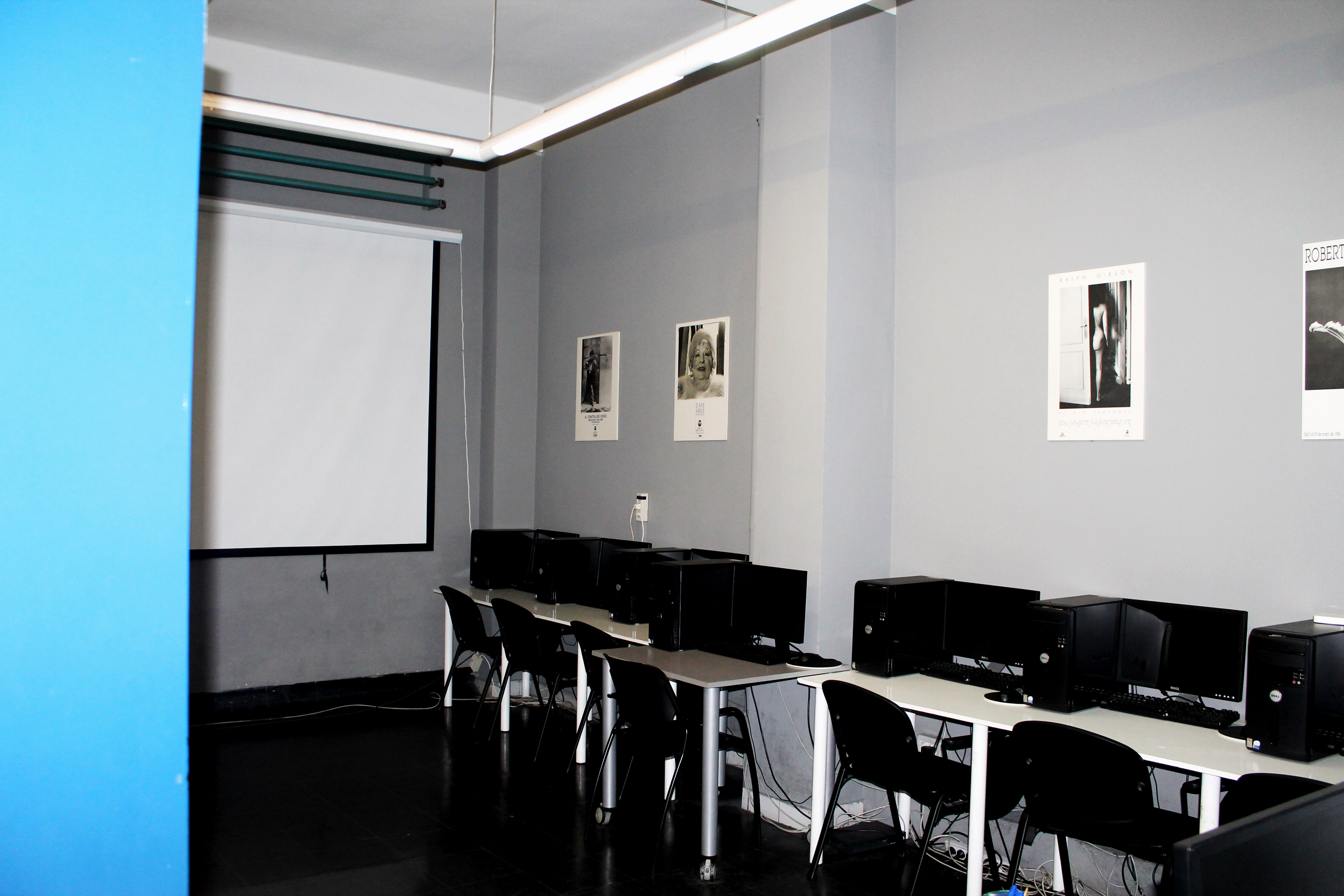 Sala de la Galería y Escuela Spectrum Sotos